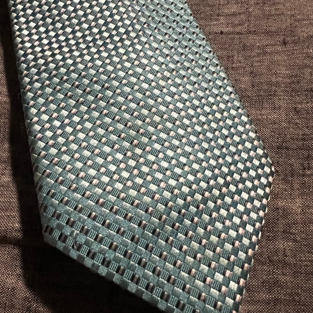 Elegant Aqua and Silver Men's Tie